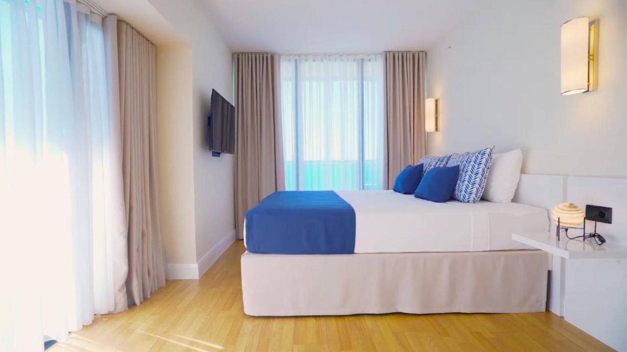 Orbi City Suite Sea View In Batumi Aparthotel Esterno foto